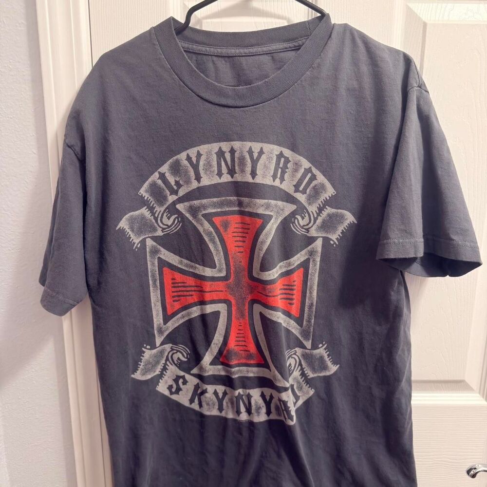 (2008) Lynyrd Skynyrd Iron Cross Tee - Charcoal - L